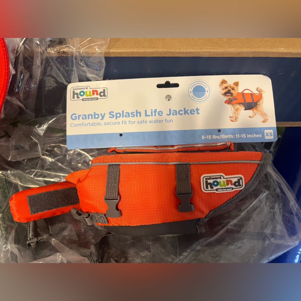 New Outward Hound Life Jacket for Dogs XS